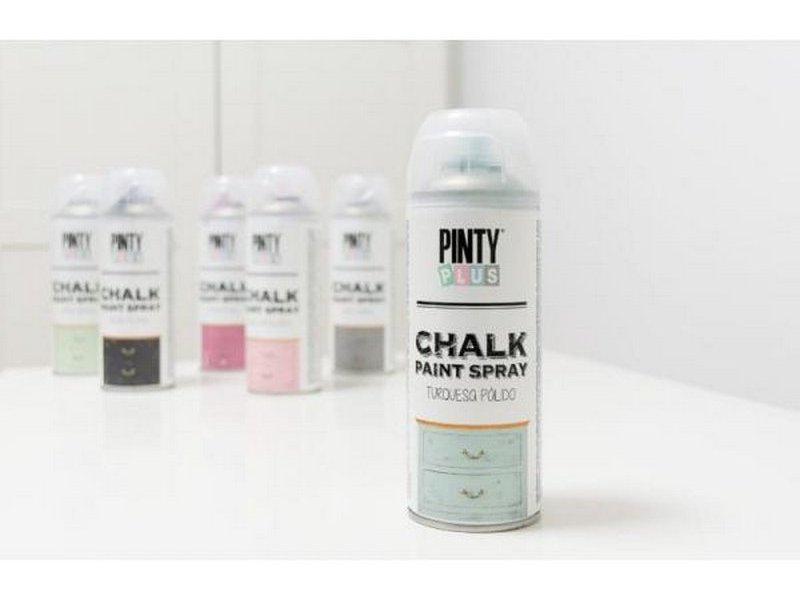 Chalk Paint Spray od PintyPlus. Nowe farby kredowe do mebli Novasol dostępne w naszej ofercie.